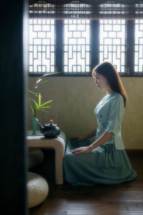 kaiyun.com-冠军之谜:预测今年的总冠军归属,冠军即将诞生